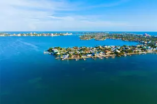 1015 Boca Ciega Isle Dr, Saint Pete Beach, FL 33706 - Photo 3