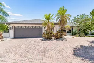 6331 Cocoa Ln, Apollo Beach, FL 33572 - Photo 3
