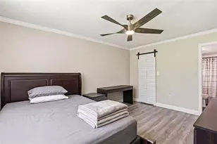 2424 W Tampa Bay Blvd, Tampa, FL 33607 - Photo 19