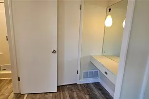 1329 Fairfield Dr, Clearwater, FL 33764 - Photo 11