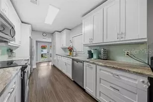 726 38th Ave N, Saint Petersburg, FL 33704 - Photo 5