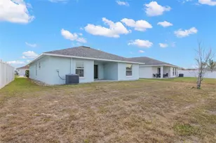 1550 Blossom Bayou Cir, Ruskin, FL 33570 - Photo 27