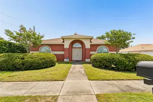7791 Carver Ct, Seminole, FL 33772 - Photo 1