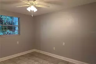 461 89th Ave N, Saint Petersburg, FL 33702 - Photo 7