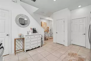 5374 Sylvester Loop, Tampa, FL 33610 - Photo 5