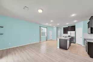 4958 White Sanderling Ct, Tampa, FL 33619 - Photo 7