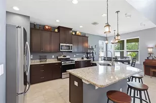 9115 Bella Vita Cir, Land O Lakes, FL 34637 - Photo 3