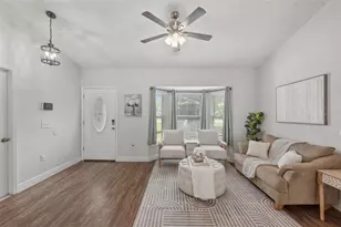 6371 Shadydale Ave, Spring Hill, FL 34609 - Photo 5