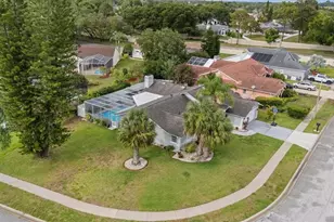 13528 Woodside Dr, Hudson, FL 34667 - Photo 7