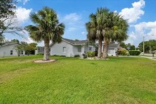 13528 Woodside Dr, Hudson, FL 34667 - Photo 3