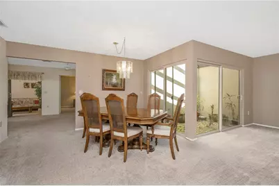 3825 Glen Oaks Manor Drive, Sarasota, FL 34232 - Photo 9