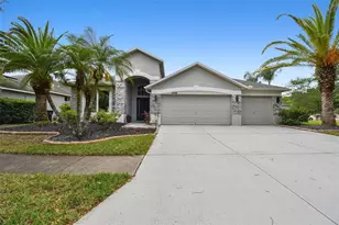 8208 Pinewood Run Ct, Tampa, FL 33647 - Photo 3