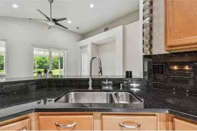 8208 Pinewood Run Court, Tampa, FL 33647 - Photo 27
