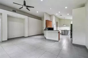 8208 Pinewood Run Ct, Tampa, FL 33647 - Photo 17