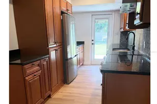 870 86th Ave N, Saint Petersburg, FL 33702 - Photo 9