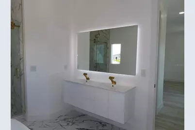 6510 Simone Shores Cir, Apollo Beach, FL 33572 - Photo 11