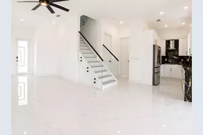 6510 Simone Shores Cir, Apollo Beach, FL 33572 - Photo 3