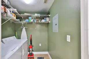 3312 Bay Club Cir, Tampa, FL 33607 - Photo 27