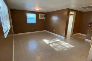 1609 E 143rd Ave, Tampa, FL 33613 - Photo 3