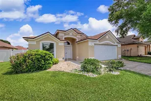 29641 Fog Hollow Dr, Wesley Chapel, FL 33543 - Photo 3