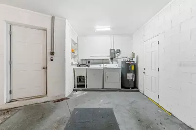 1920 64th Avenue N, Saint Petersburg, FL 33702 - Photo 23
