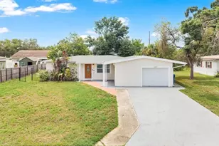 1920 64th Ave N, Saint Petersburg, FL 33702 - Photo 1