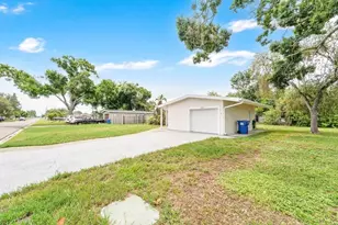 1920 64th Ave N, Saint Petersburg, FL 33702 - Photo 25