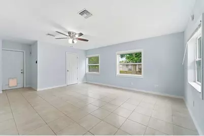 1920 64th Avenue N, Saint Petersburg, FL 33702 - Photo 13