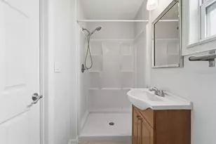 1920 64th Ave N, Saint Petersburg, FL 33702 - Photo 17