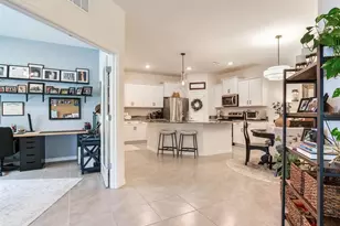 3723 Stormy Thistle Pl, Plant City, FL 33565 - Photo 31