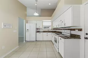 10428 Casa Grande Cir, Spring Hill, FL 34608 - Photo 15