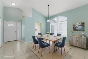 10428 Casa Grande Cir, Spring Hill, FL 34608 - Photo 5