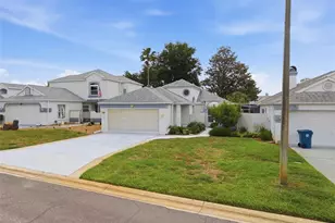 10428 Casa Grande Cir, Spring Hill, FL 34608 - Photo 43