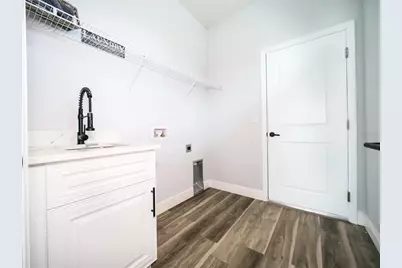 2303 W Ivy Street, Tampa, FL 33607 - Photo 11