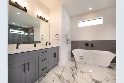 2303 W Ivy Street, Tampa, FL 33607 - Photo 15
