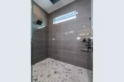2303 W Ivy Street, Tampa, FL 33607 - Photo 17