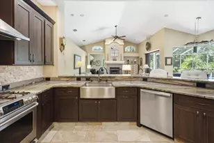 418 Pine Bluff Dr, Lutz, FL 33549 - Photo 9