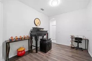 9821 Jasmine Brook Cir, Land O Lakes, FL 34638 - Photo 5