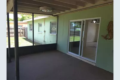 2913 Englewood Drive, Largo, FL 33771 - Photo 11