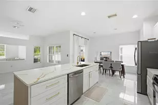 9821 Jasmine Brook Cir, Land O Lakes, FL 34638 - Photo 11