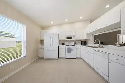 24504 Mistwood Court, Lutz, FL 33559 - Photo 7