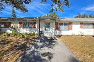 800 Highland Ave N, Largo, FL 33770 - Photo 1