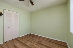 4715 Bay St NE, Saint Petersburg, FL 33703 - Photo 21