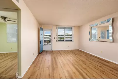 4715 Bay Street NE #222, Saint Petersburg, FL 33703 - Photo 7