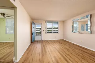 4715 Bay St NE, Saint Petersburg, FL 33703 - Photo 7