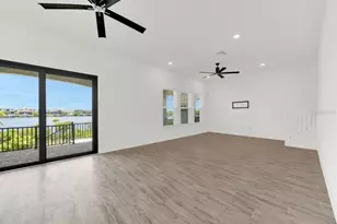 1112 Seagrape Dr, Ruskin, FL 33570 - Photo 21
