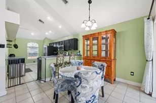 3316 Pine Top Dr, Valrico, FL 33594 - Photo 7