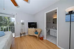 1301 Gulf Blvd, Clearwater Beach, FL 33767 - Photo 25