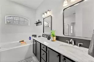 6052 Champions Gate Blvd, Zephyrhills, FL 33541 - Photo 23