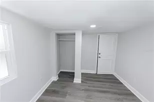 2240 10th St S, Saint Petersburg, FL 33705 - Photo 11